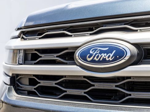 Used 2022 Ford Expedition XLT RWD image 5
