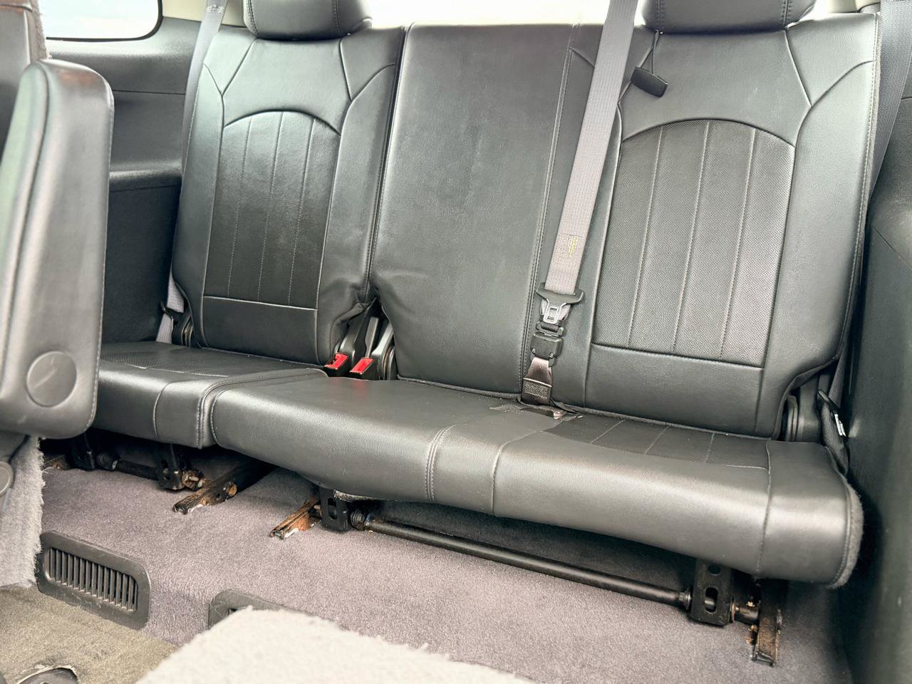 Used 2012 GMC Acadia Denali FWD image 18