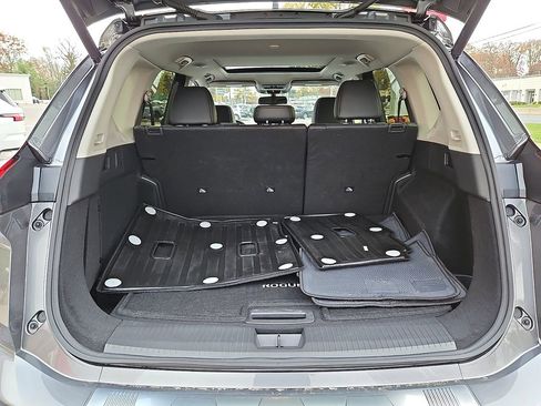 Certified 2025 Nissan Rogue Platinum AWD/4WD image 32
