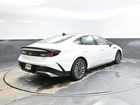 Used 2024 Hyundai Sonata Limited image 7