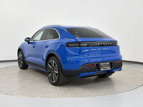 New 2026 Porsche Macan Electric image 3