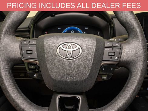 Used 2025 Toyota Camry LE w/ Convenience Package FWD image 18