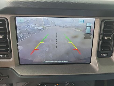 Used 2024 Ford Bronco Outer Banks w/ Sasquatch Package image 11