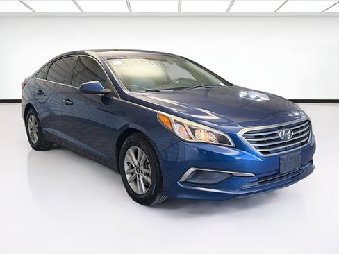 Used 2016 Hyundai Sonata SE image 3