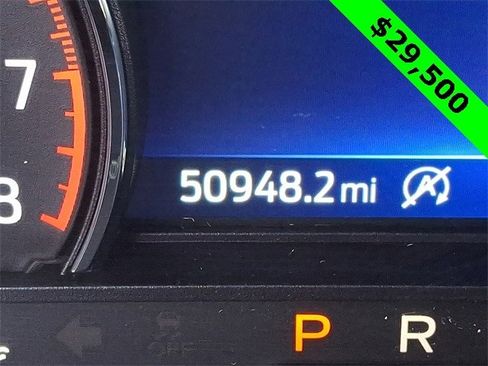 Used 2023 Ford Explorer ST-Line w/ Class IV Trailer Tow Package image 21