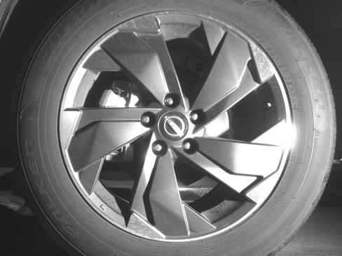 Used 2025 Nissan Rogue SV image 12