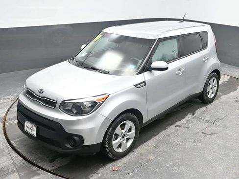 Used 2019 Kia Soul image 22