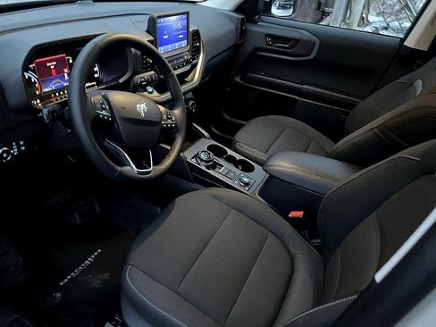 Used 2024 Ford Bronco Sport Badlands image 12