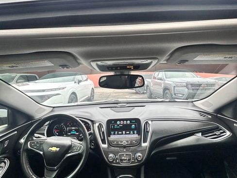 Used 2018 Chevrolet Malibu LT w/ Leather Package image 29