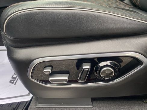 Used 2022 Jeep Grand Cherokee Summit image 17