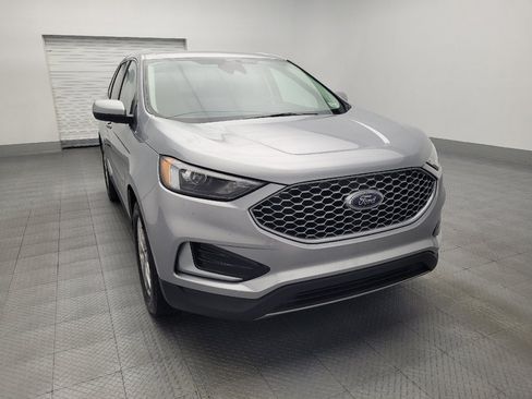 Used 2024 Ford Edge SEL image 14