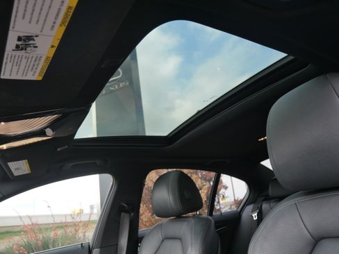 Used 2018 BMW 540i 540i image 9