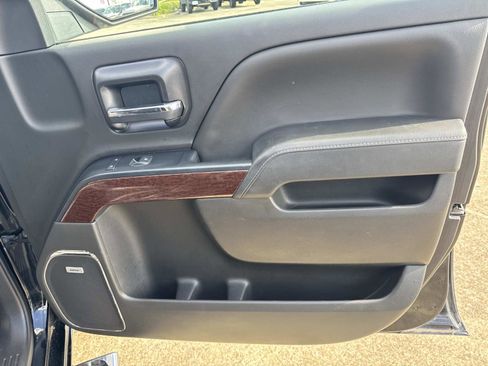 Used 2018 GMC Sierra 1500 SLT w/ Enhanced Driver Alert Package image 13