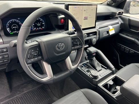 New 2026 Toyota 4Runner TRD Off-Road Premium AWD/4WD image 8