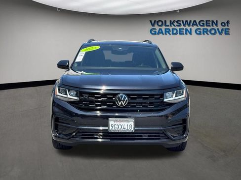 Used 2023 Volkswagen Atlas SEL R-Line AWD/4WD image 3