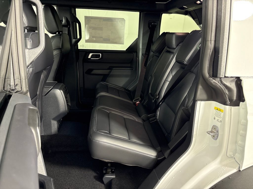New 2026 Ford Bronco Outer Banks w/ Sasquatch Package AWD/4WD image 29