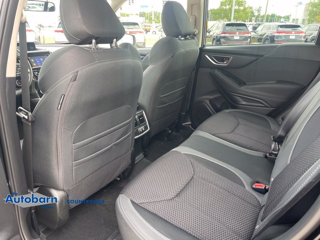 Used 2023 Subaru Forester Premium AWD/4WD image 26