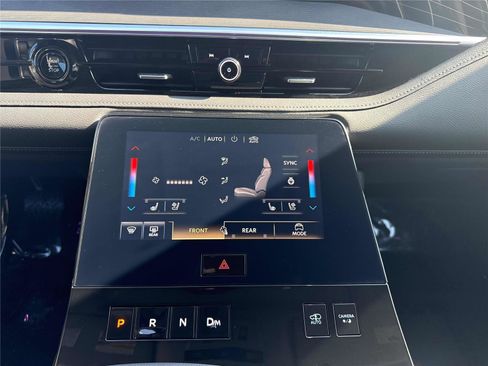 Certified 2025 INFINITI QX80 Sensory image 20