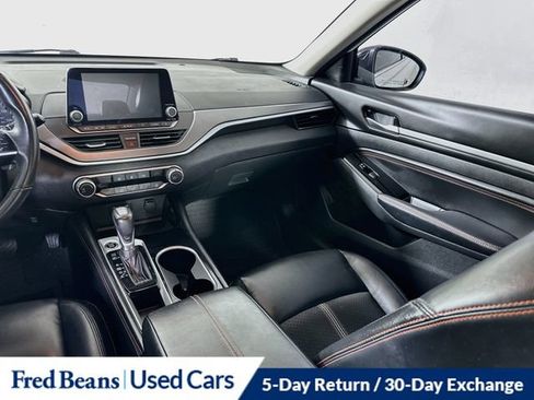 Used 2023 Nissan Altima 2.5 SR FWD image 28