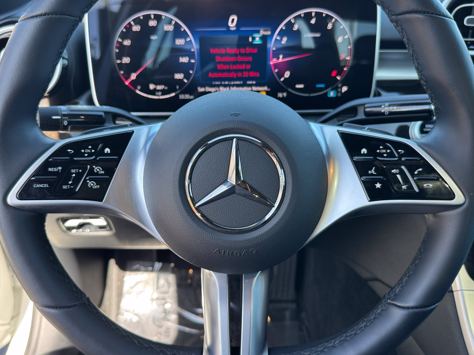 Used 2025 Mercedes-Benz C 300 4MATIC Sedan image 25
