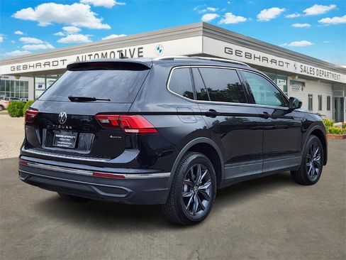 Used 2022 Volkswagen Tiguan SE image 7