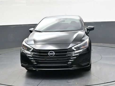 Used 2025 Nissan Versa S w/ Trunk Package image 9