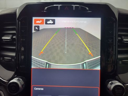 Used 2023 RAM 2500 Laramie image 25