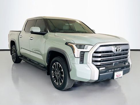 Used 2025 Toyota Tundra Limited image 3