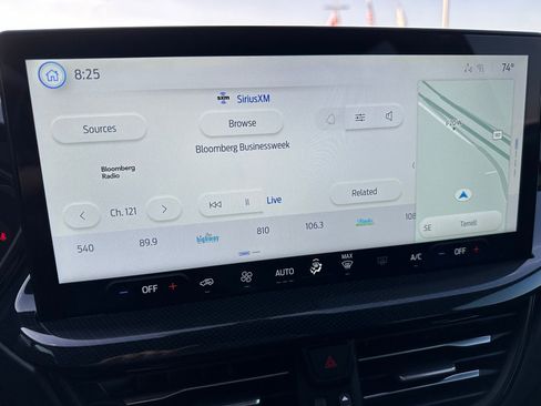 New 2025 Ford Escape ST-Line w/ Tech Pack #1 image 15