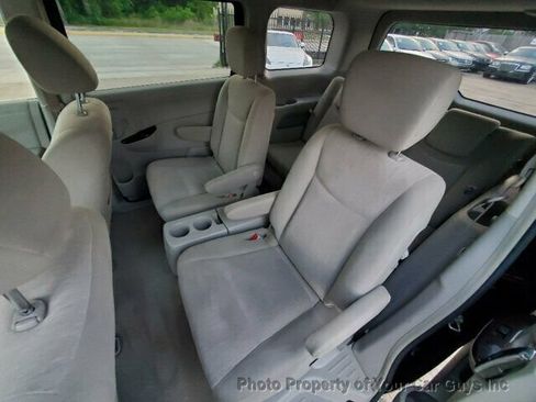Used 2012 Nissan Quest S image 23