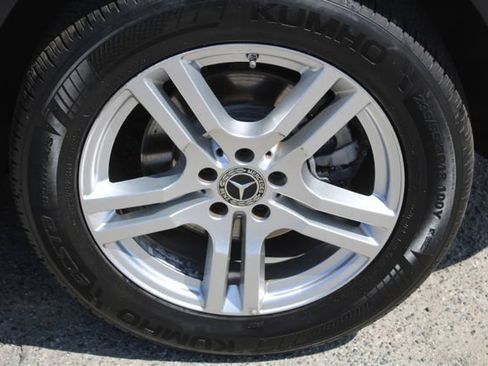 Used 2022 Mercedes-Benz GLB 250 image 10