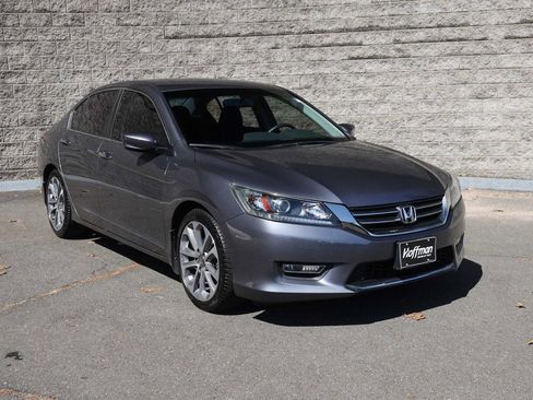 Used 2013 Honda Accord Sport image 2