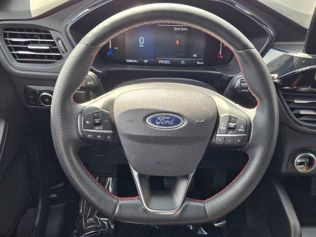 Certified 2025 Ford Escape ST-Line Select AWD/4WD image 17
