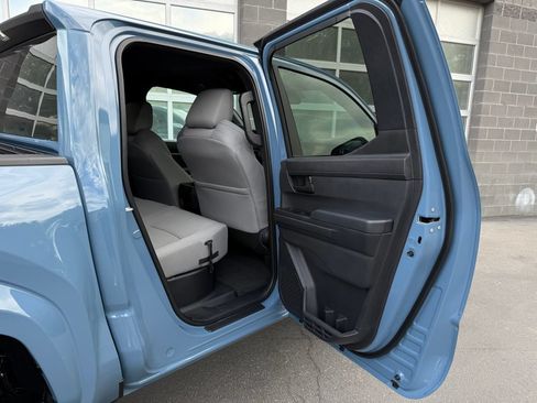Used 2026 Toyota Tacoma SR5 AWD/4WD image 37