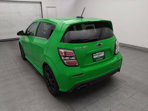 Used 2017 Chevrolet Sonic LT w/ Fun and Sun Package FWD image 5