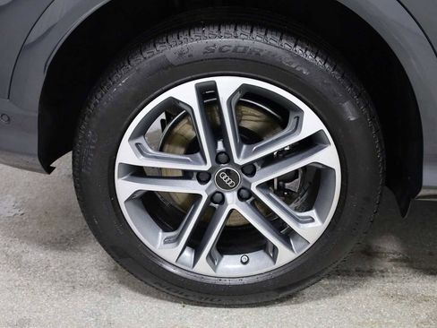 Certified 2025 Audi Q5 Premium Plus w/ Premium Plus image 36