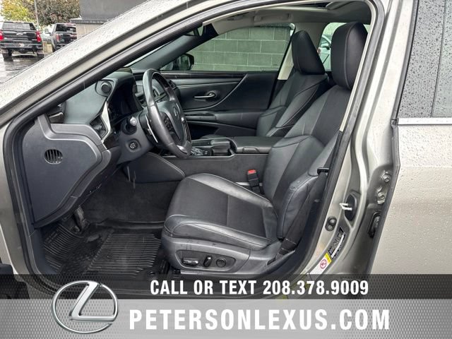 Used 2019 Lexus ES 300h w/ Premium Package FWD image 21