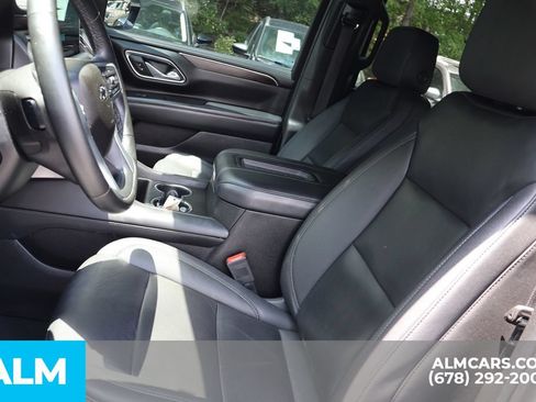 Used 2023 Chevrolet Tahoe Z71 w/ Luxury Package AWD/4WD image 12