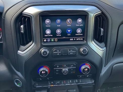 Used 2021 Chevrolet Silverado 1500 RST image 17