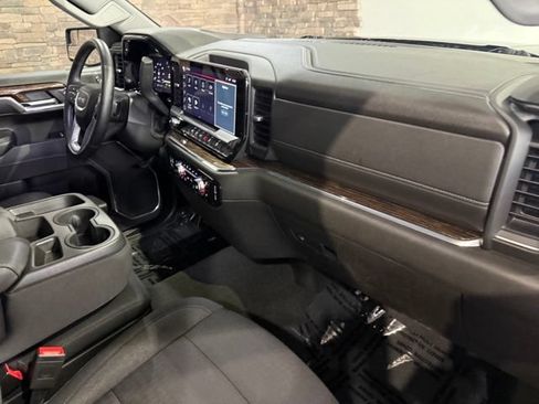 Used 2024 GMC Sierra 1500 Elevation w/ X31 Off-Road Package AWD/4WD image 3