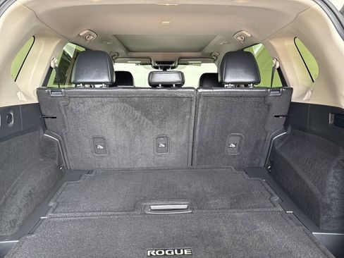 Used 2023 Nissan Rogue Platinum w/ Platinum Premium Package image 26