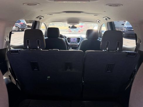 Used 2017 GMC Acadia SLE image 21