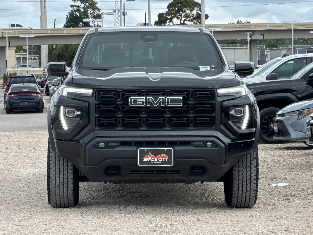 Used 2025 GMC Canyon Elevation w/ Convenience Package RWD image 9
