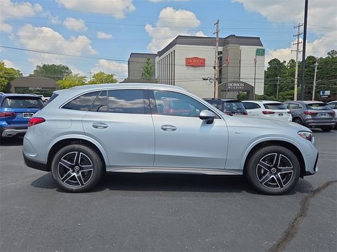 New 2025 Mercedes-Benz GLC 350e 4MATIC image 6