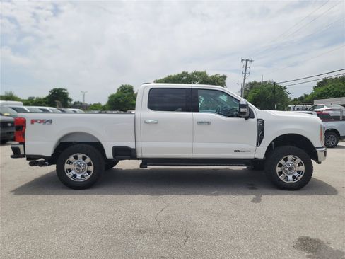 Used 2023 Ford F250 Lariat w/ Chrome Package AWD/4WD image 7
