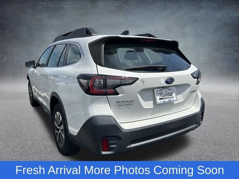 Used 2021 Subaru Outback AWD/4WD image 4