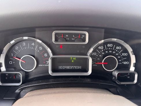 Used 2008 Ford Expedition EL XLT image 25
