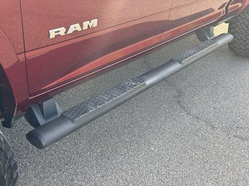 Used 2022 RAM 2500 Laramie AWD/4WD image 11