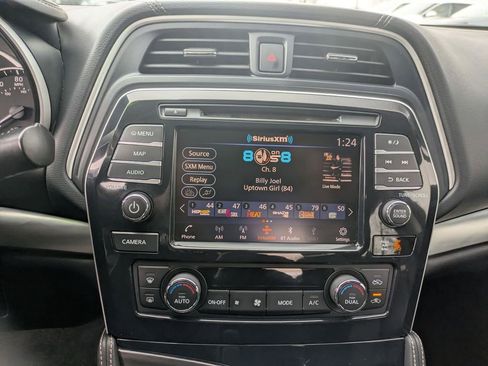 Used 2019 Nissan Maxima 3.5 SL w/ Floor Mat Group image 16