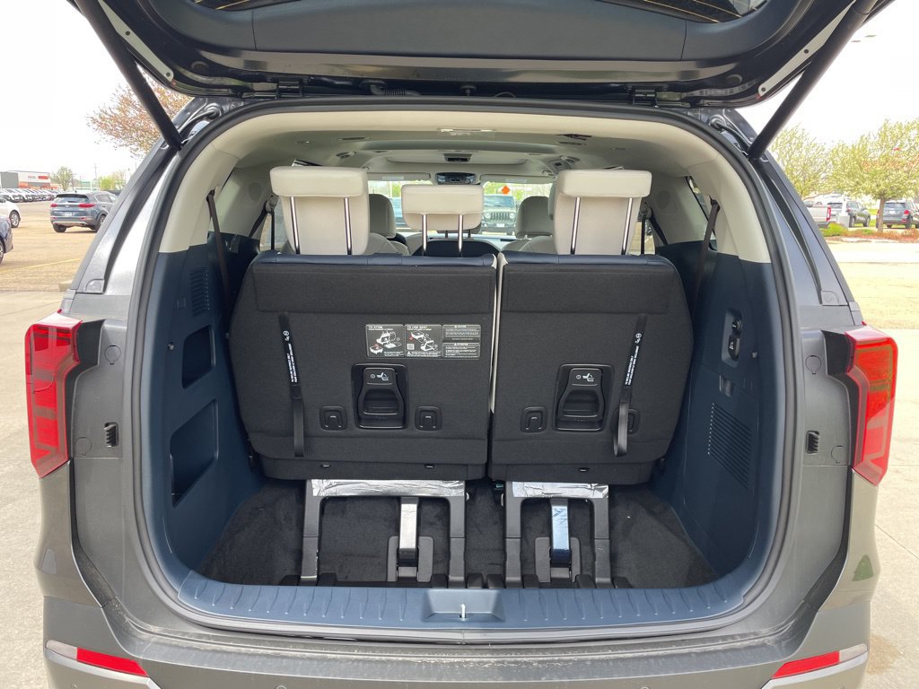 New 2026 Kia Carnival SX w/ SX Dark Edition Package FWD image 15
